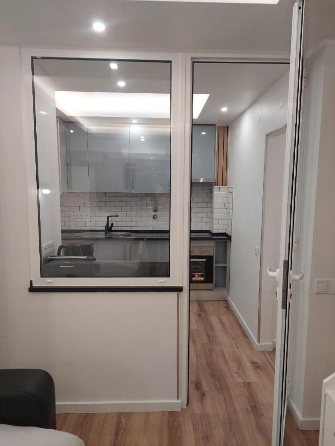 Lisbon South Bay Rooms Almada Exterior photo